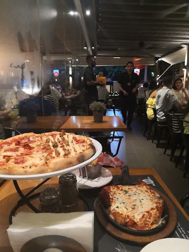 Las mejores Pizzeria cerca de mi en Hostos