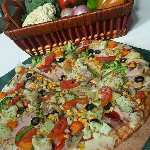 Las mejores pizzerías cerca de mí en Constanza